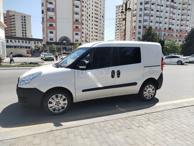 Fiat Doblo 2014, 186,521 km - 1.4 l - Bakı