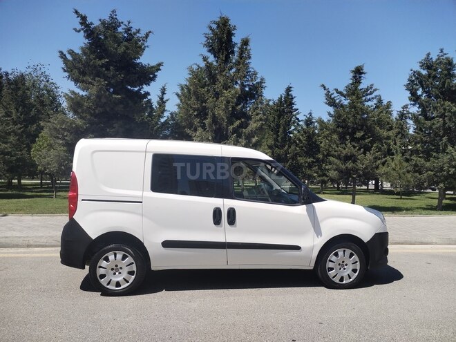 Fiat Doblo 2014, 186,521 km - 1.4 l - Bakı