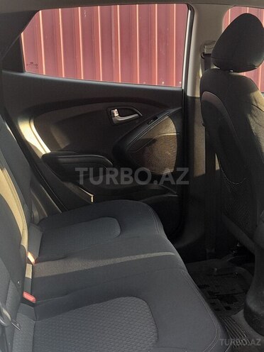 Hyundai ix35 2012, 79,100 km - 2.0 л - Naftalan