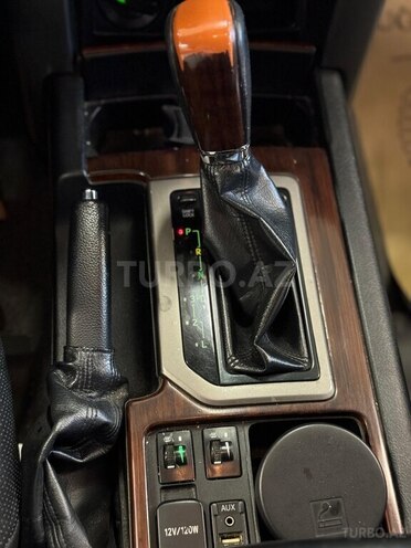 Toyota Land Cruiser Prado 2011, 136,000 km - 2.7 l - Bakı