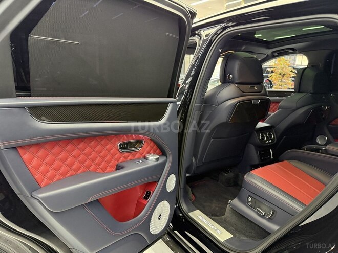 Bentley Bentayga-17
