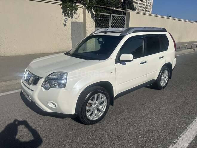 Nissan X-Trail 2014, 178,000 km - 2.5 l - Bakı