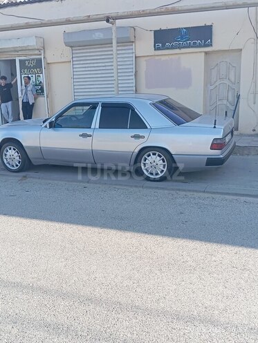 Mercedes E 230 1990, 340,000 km - 2.3 l - Bakı
