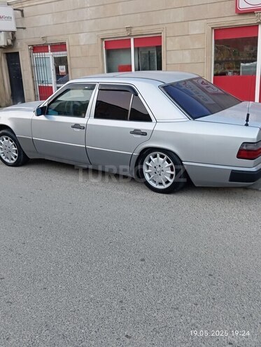 Mercedes E 230 1990, 340,000 km - 2.3 l - Bakı