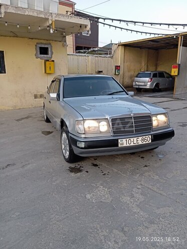 Mercedes E 230 1990, 340,000 km - 2.3 l - Bakı