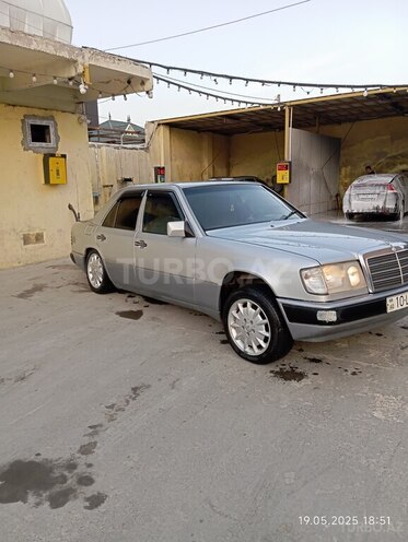 Mercedes E 230 1990, 340,000 km - 2.3 l - Bakı