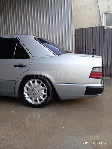 Mercedes E 230 1990, 340,000 km - 2.3 l - Bakı