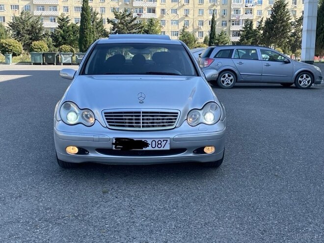 Mercedes C 200 2003, 268,500 km - 1.8 l - Bakı