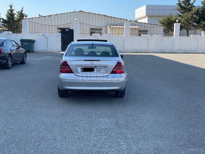 Mercedes C 200 2003, 268,500 km - 1.8 l - Bakı