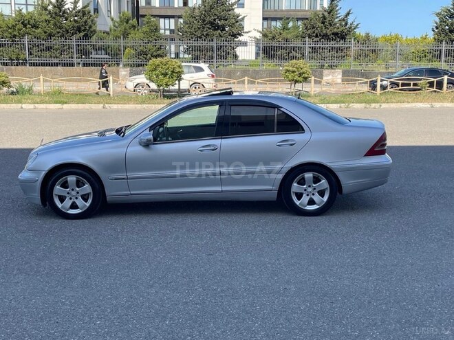 Mercedes C 200 2003, 268,500 km - 1.8 l - Bakı