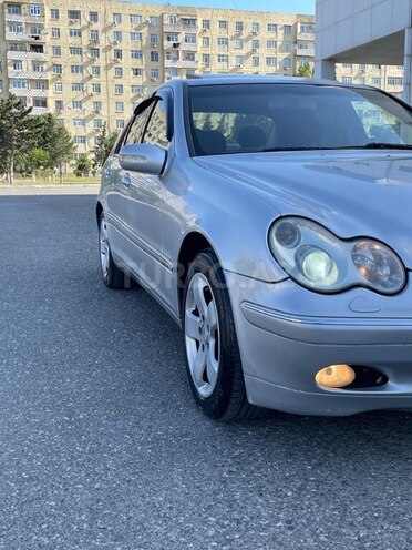 Mercedes C 200 2003, 268,500 km - 1.8 l - Bakı