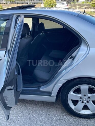 Mercedes C 200 2003, 268,500 km - 1.8 l - Bakı