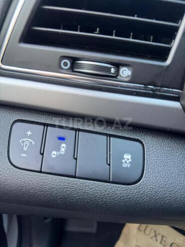 Hyundai Elantra 2017, 231,746 km - 2.0 l - Bakı