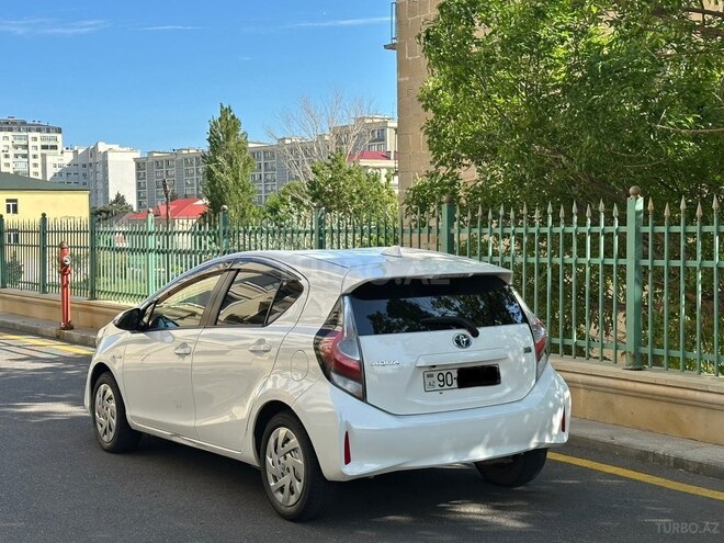 Toyota Aqua 2018, 74,567 km - 1.5 l - Bakı
