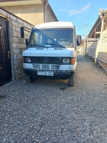 Mercedes 208 D 1990, 444,444 km - 2.3 л - Şəmkir