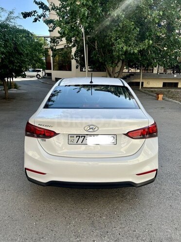 Hyundai Accent 2019, 100,000 km - 1.6 л - Bakı