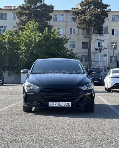 Hyundai Elantra 2018, 130,357 km - 1.6 l - Bakı