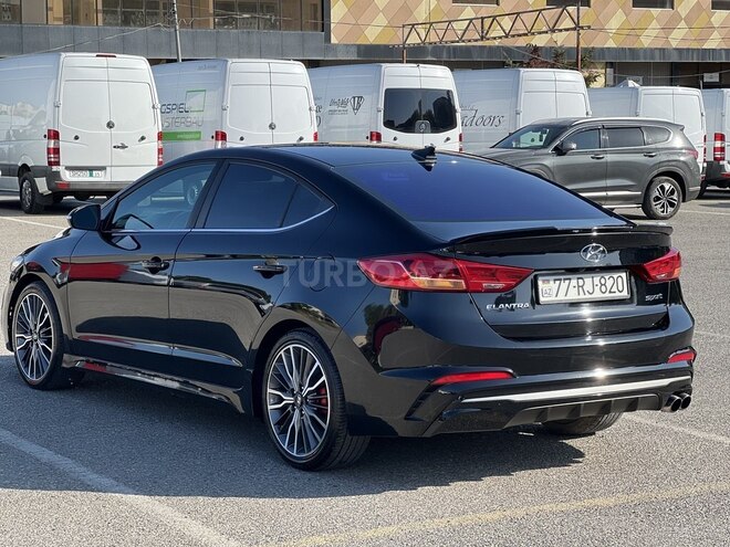 Hyundai Elantra 2018, 130,357 km - 1.6 l - Bakı