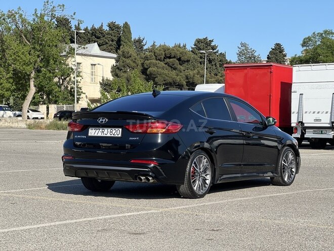 Hyundai Elantra 2018, 130,357 km - 1.6 l - Bakı
