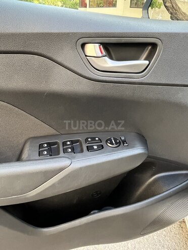 Hyundai Accent 2019, 100,000 km - 1.6 л - Bakı