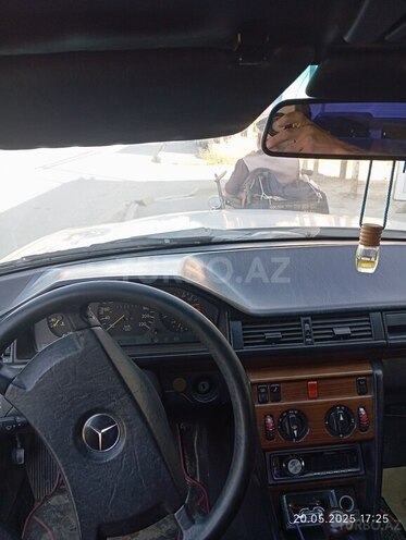 Mercedes E 230 1990, 340,000 km - 2.3 l - Bakı