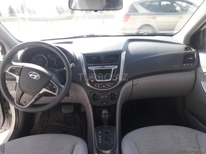 Hyundai Accent 2017, 180,000 km - 1.6 l - Bakı