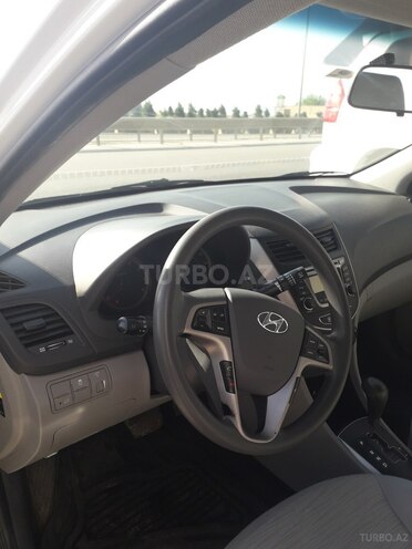 Hyundai Accent 2017, 180,000 km - 1.6 l - Bakı