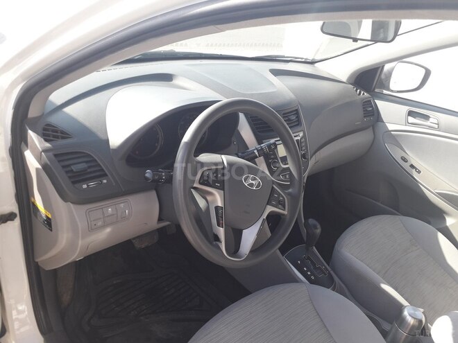 Hyundai Accent 2017, 180,000 km - 1.6 l - Bakı