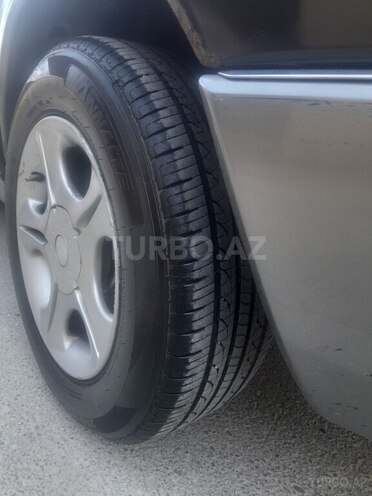 Mercedes E 300 d 1993, 284,632 km - 3.0 l - Bakı