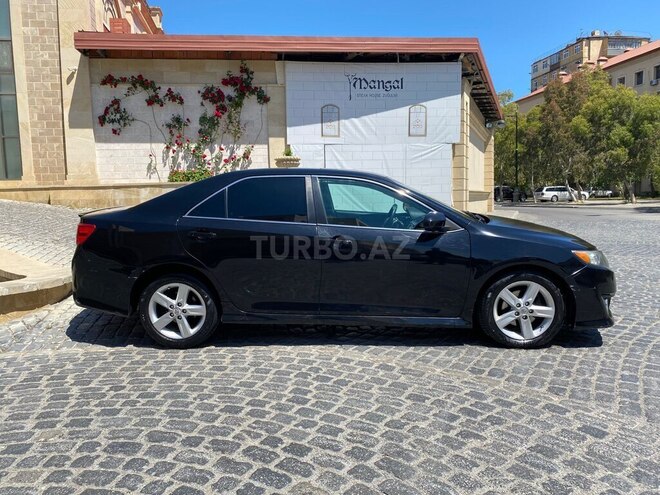 Toyota Camry 2013, 302,557 km - 2.5 l - Bakı