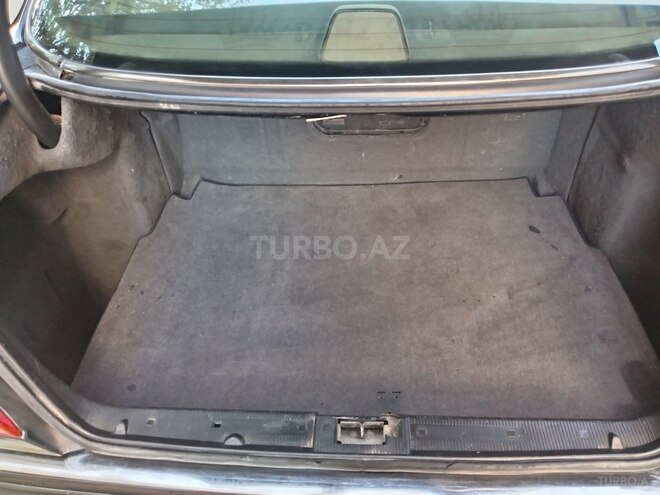 Mercedes E 230 1995, 325,880 km - 2.3 l - Bakı