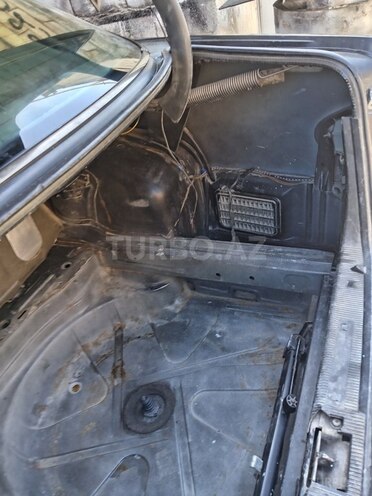 Mercedes E 230 1995, 325,880 km - 2.3 l - Bakı