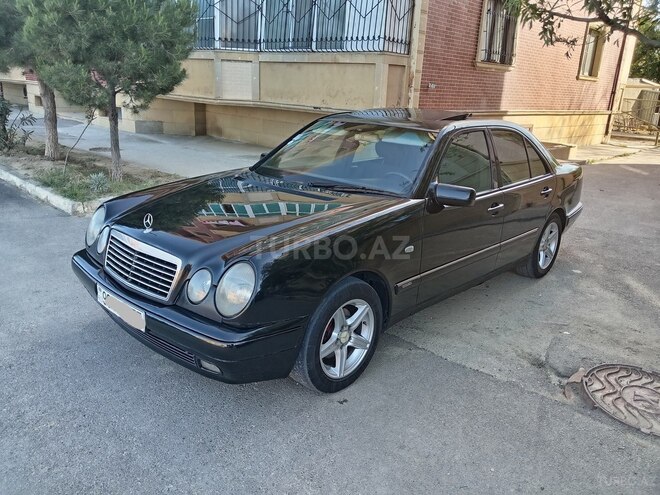 Mercedes E 230 1995, 325,880 km - 2.3 l - Bakı
