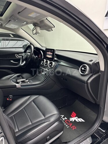 Mercedes GLC 300 4MATIC Coupe-11