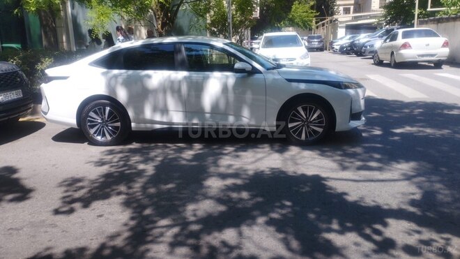 Changan Qiyuan A05 2024, 2,000 km - 1.5 л - Bakı