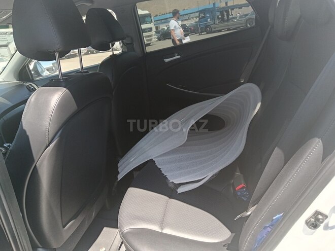 Hyundai Accent 2016, 151,000 km - 1.4 l - Gəncə