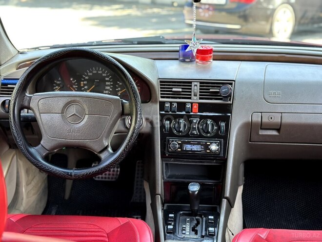 Mercedes C 220 1985, 547,000 km - 2.2 l - Göyçay