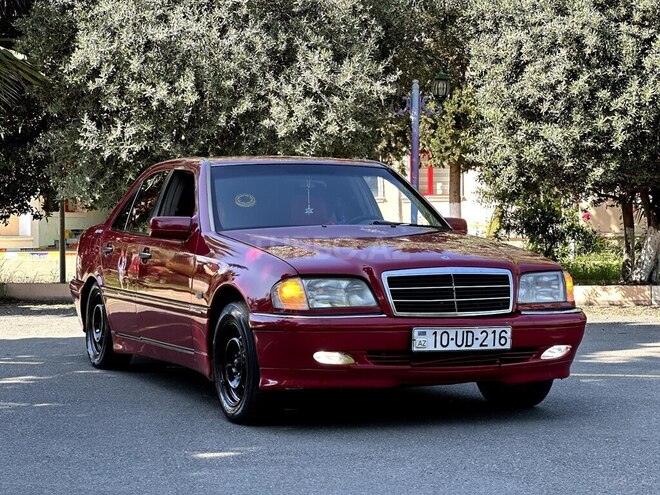 Mercedes C 220 1985, 547,000 km - 2.2 l - Göyçay