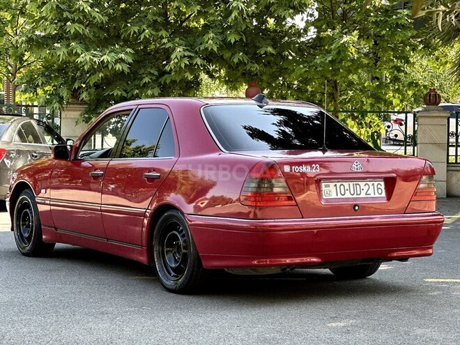 Mercedes C 220 1985, 547,000 km - 2.2 l - Göyçay