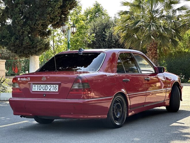 Mercedes C 220 1985, 547,000 km - 2.2 l - Göyçay