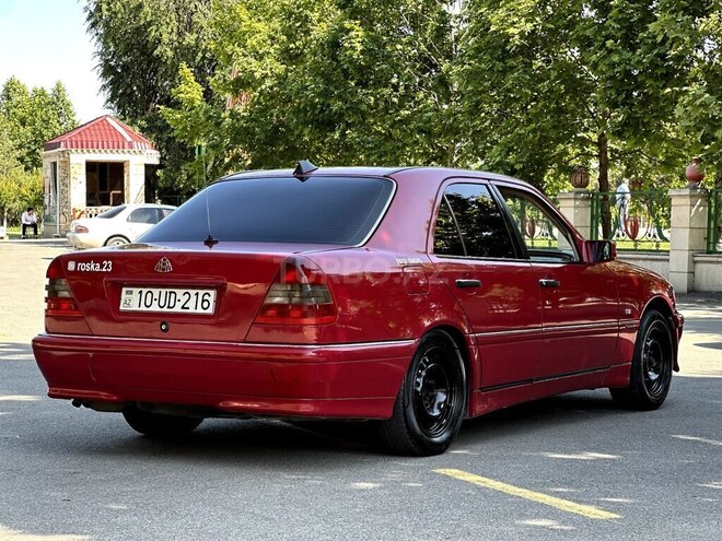 Mercedes C 220 1985, 547,000 km - 2.2 l - Göyçay