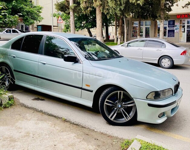 BMW 523 1998, 260,000 km - 2.5 l - Şamaxı