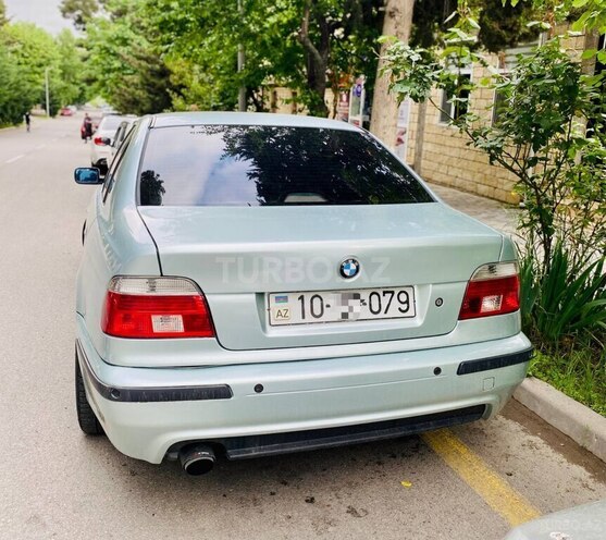 BMW 523 1998, 260,000 km - 2.5 l - Şamaxı