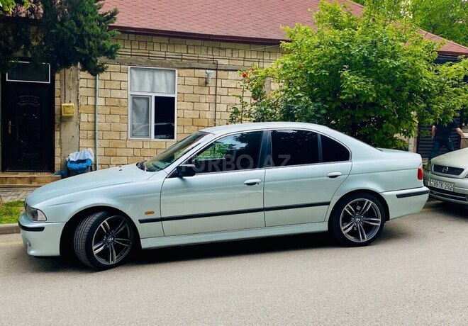 BMW 523 1998, 260,000 km - 2.5 l - Şamaxı