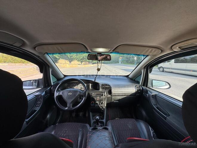 Opel Zafira 2001, 500,000 km - 1.8 l - Qusar