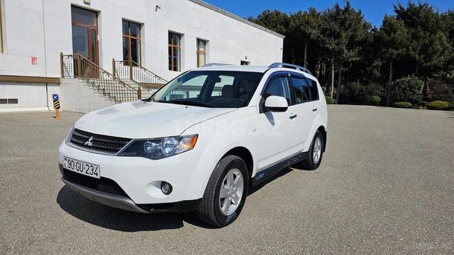 Mitsubishi Outlander 2008, 120,000 km - 3.0 l - Bakı