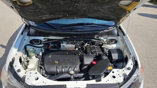 Mitsubishi Outlander 2008, 120,000 km - 3.0 l - Bakı