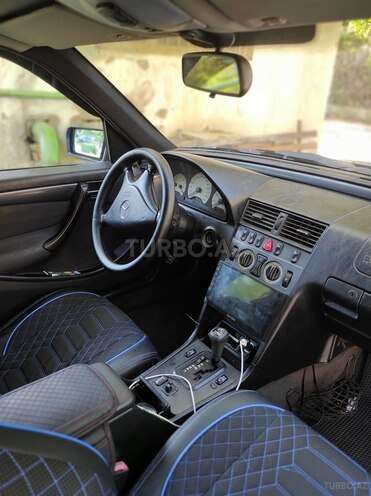 Mercedes C 240 1999, 275,000 km - 2.4 л - Bakı