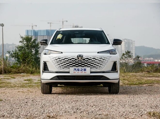 Changan CS 55 Plus 2025, 0 km - 1.5 l - Bakı