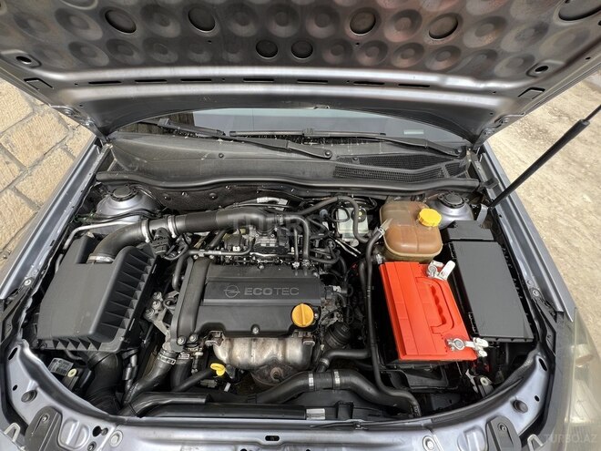 Opel Astra 2009, 215,000 km - 1.4 l - Gəncə